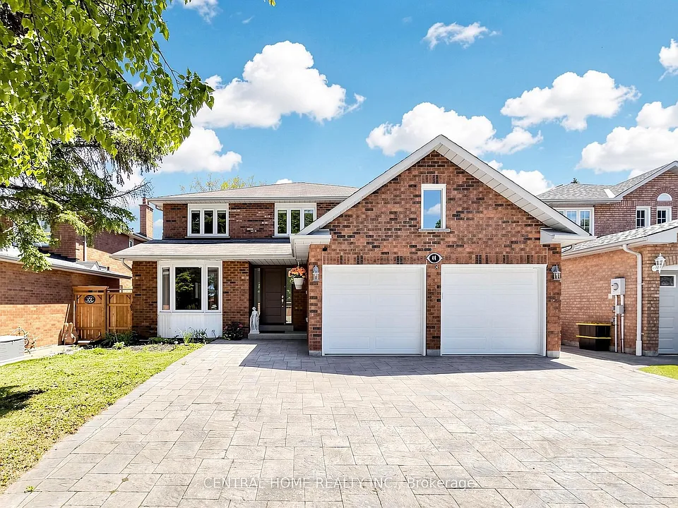 48 Ballard Cres