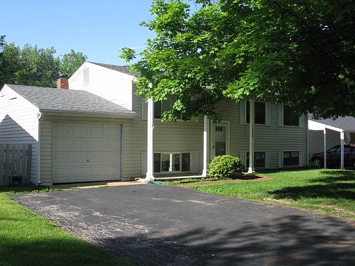 1st image of 11949 Breezemont Dr