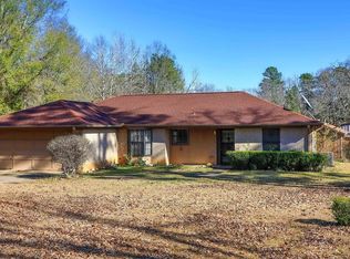 196 E Mountain Rd S, Longview, TX 75604