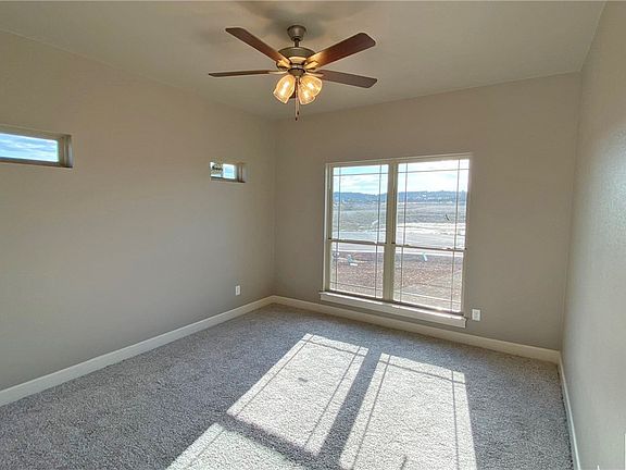 4th image of 3325 Beaver Dam Ln