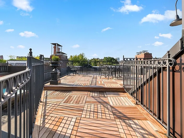302 Commonwealth Ave #3 — Photo 18