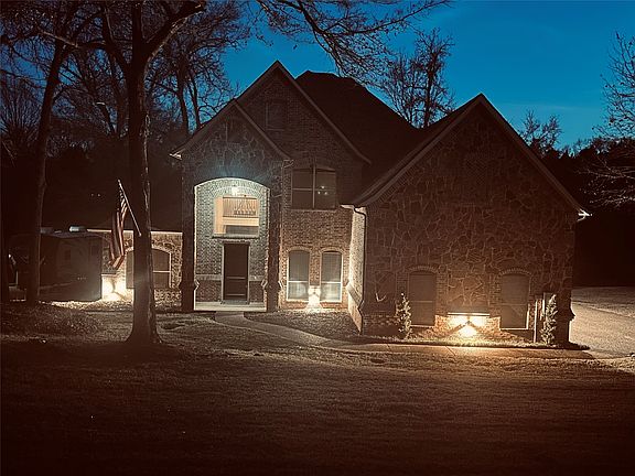 3rd image of 5182 Bayshore Dr
