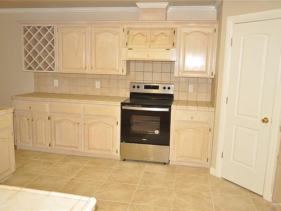 5th image of 2804 Las Cruces Dr