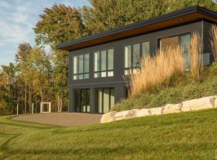 81 Hallenbeck Rd, Hudson, NY 12534