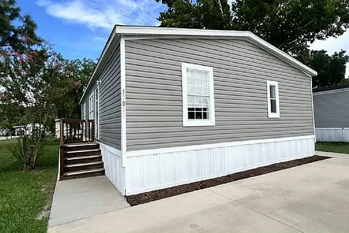 1701 Daffodil Ave #328 Photo 1