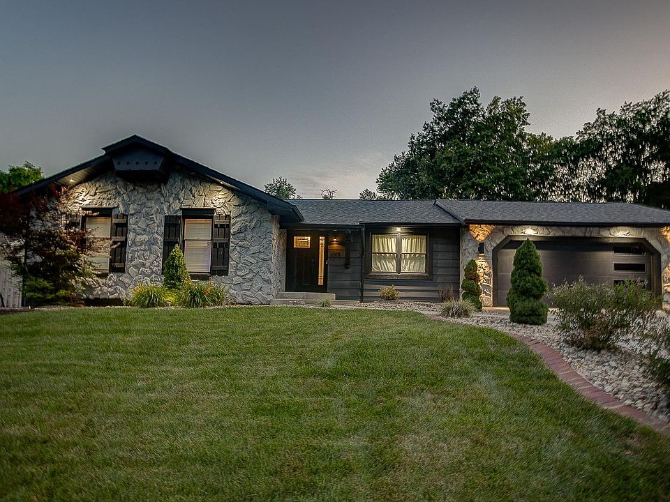 2015 Mapleleaf Dr, Collinsville, IL 62234 Zillow