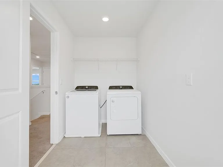 7780 Syracuse Dr — Photo 33