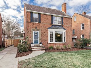 3874 Grenville Rd, University Heights, OH 44118