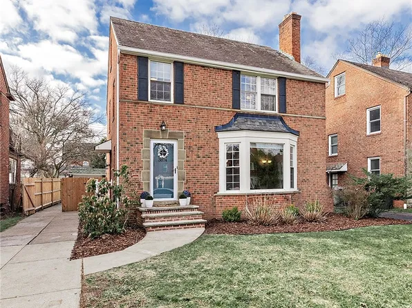 3874 Grenville Rd, University Heights, OH 44118