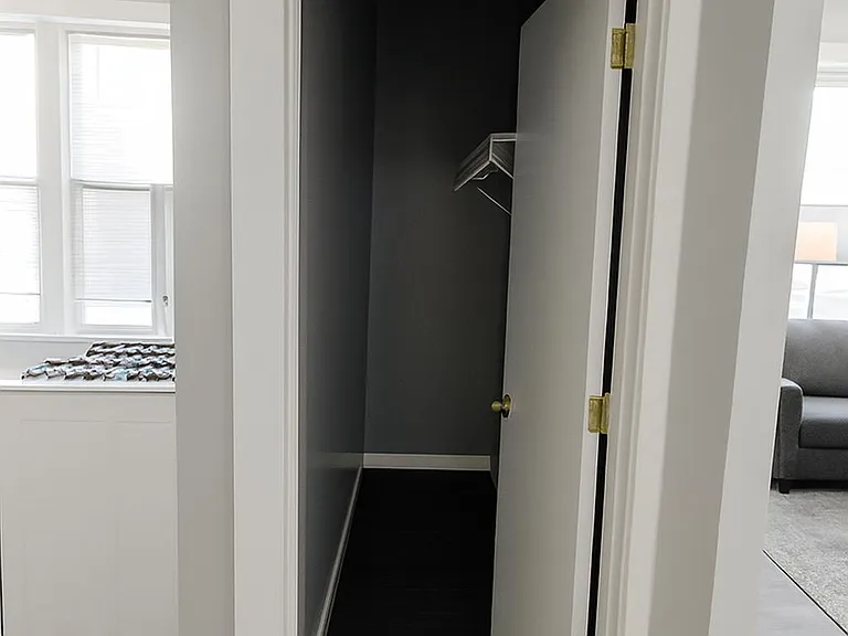1215 S Homan Ave #3M — Photo 7