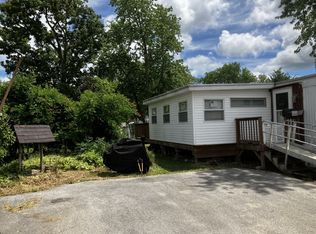 89 Chaucer Dr, Gardner, IL 60424