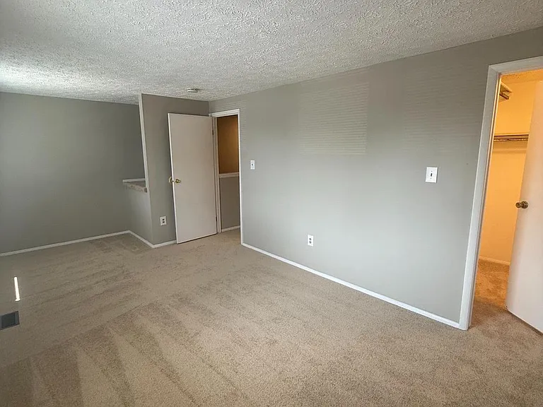 5752 Charstone Ct — Photo 19