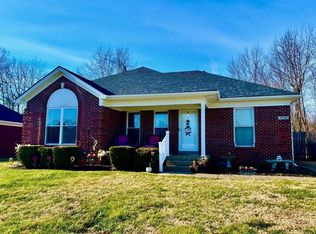 7714 Kenbrook Pl, Louisville, KY 40258