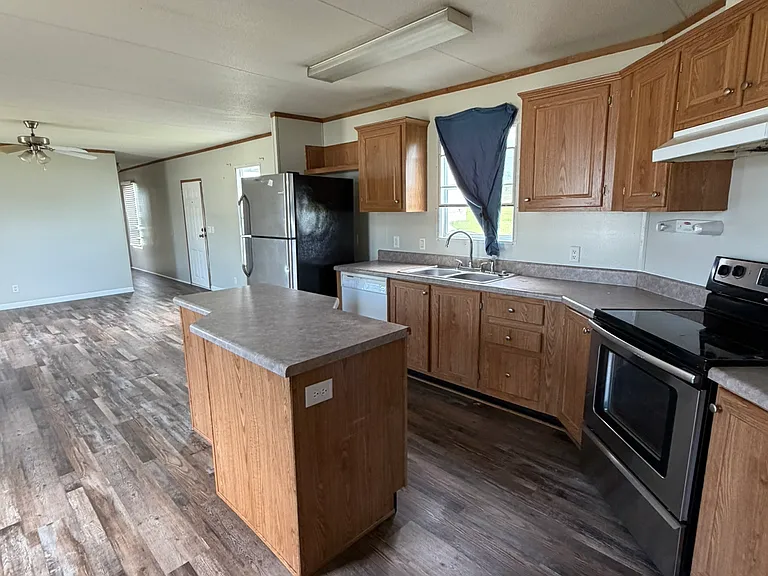 421 McCallister Rd #N — Photo 5