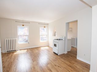 186 James St #3, Saint Catharines, ON L2R 5C5