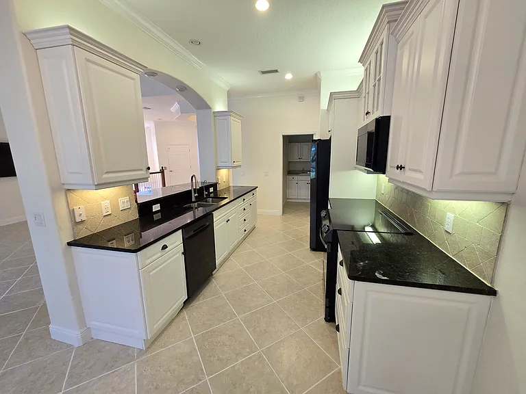 4118 Osprey Harbour Loop — Photo 10