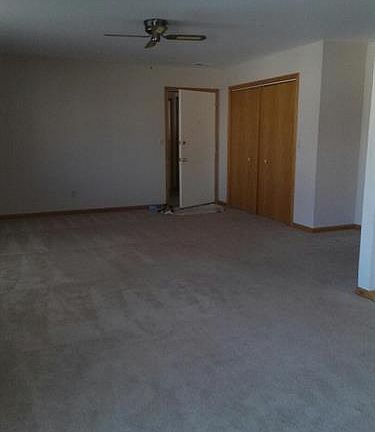 4th image of 321 Ash Ct #321