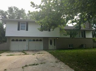 6719 N Hickory St, Kansas City, MO 64118