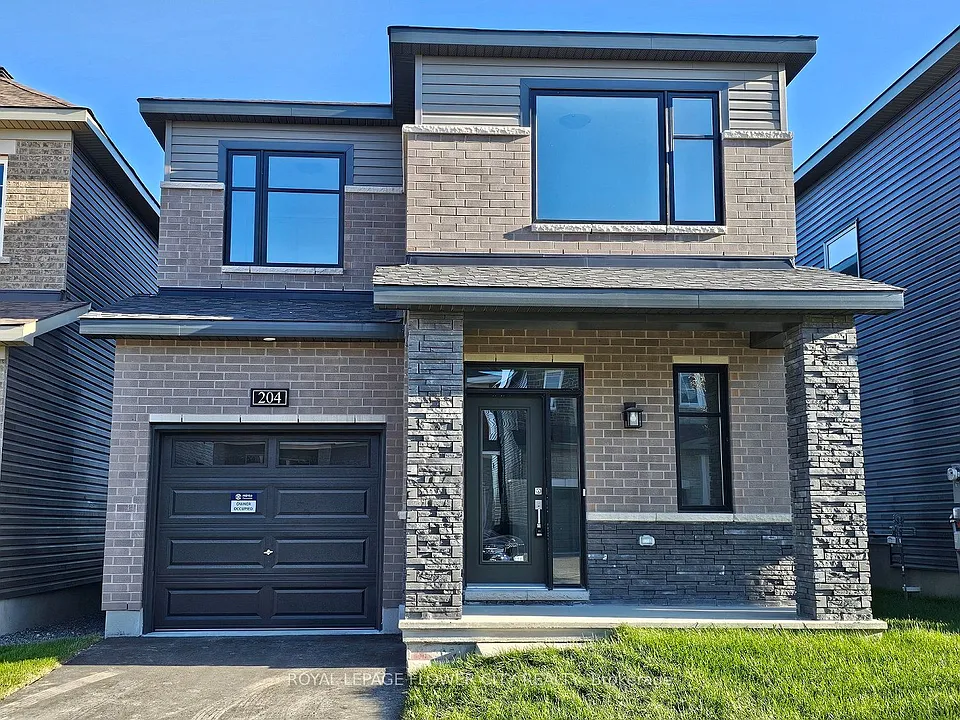 204 Elsie Macgill Walk