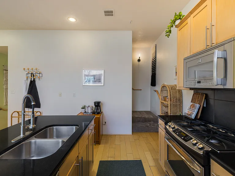 877 Silver Ave SW — Photo 20