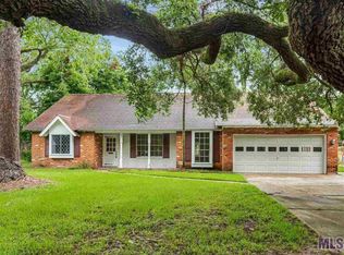 9719 Chateau Dr, Baton Rouge, LA 70815