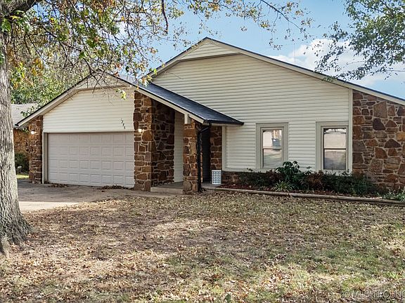 3rd image of 1286 E 140th Pl S