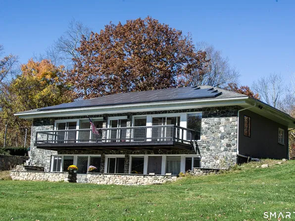 60 Walker Brook Road North, New Milford, CT 06776