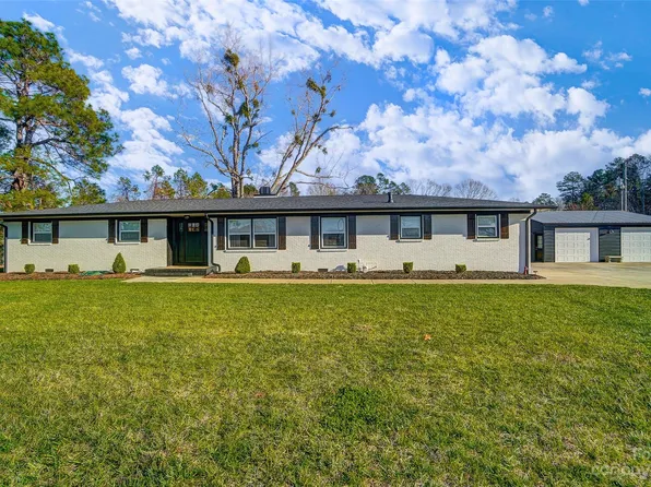 6700 Stevens Mill Rd, Matthews, NC 28104