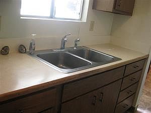 5th image of 8 Charis Ln