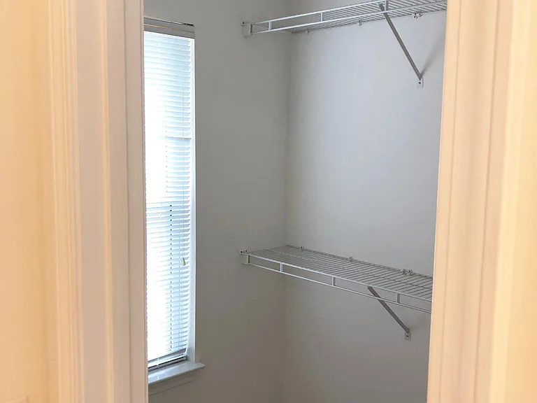 208 Shore Rush Dr — Photo 10
