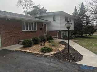 625 Winterberry Dr, Findlay, OH 45840