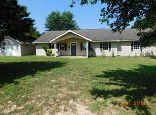 2206 S Watkins Rd, Harrison, AR 72601