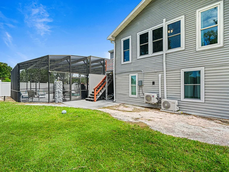 1110 E Lakeshore Blvd #3 — Photo 40