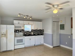 2330 Harding St, Hollywood, FL 33020