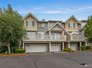 23120 SE Black Nugget Rd UNIT J1, Issaquah, WA 98029