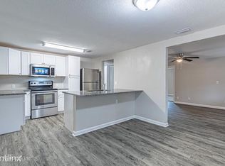 7028R Delisle Dr, Jacksonville, FL 32244