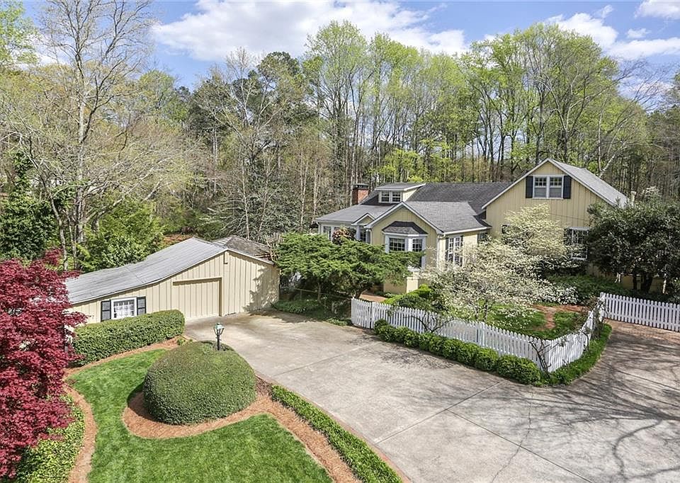 1st image of 676 Kennesaw Ave NW