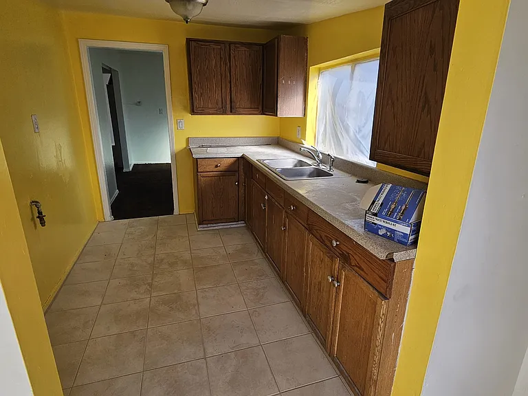 205 Ferguson Ave — Photo 2
