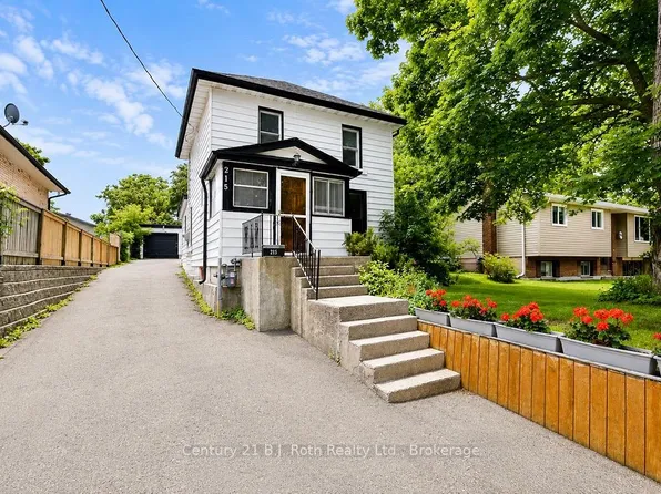 215 Oxford St, Orillia, ON L3V 1H6