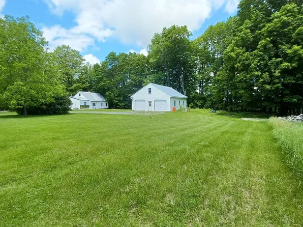 423 Ridge Road, Fairfield, ME 04937