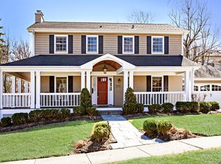 777 Wingate Rd, Glen Ellyn, IL 60137