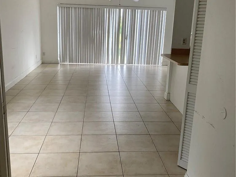 8985 NW 38th Dr — Photo 3