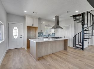 7016 Delesandri Dr, Hitchcock, TX 77563