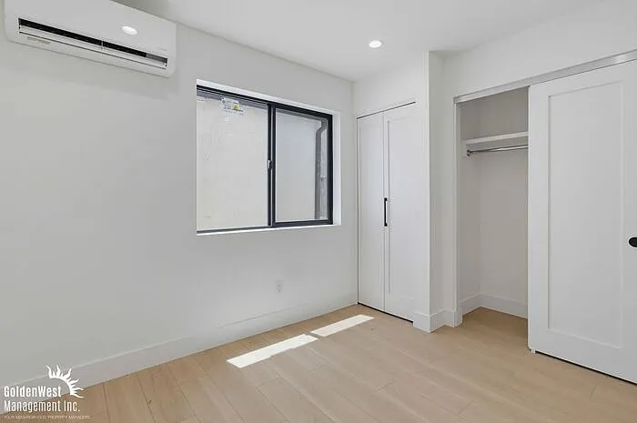 3075 Hawthorn St #2 — Photo 10