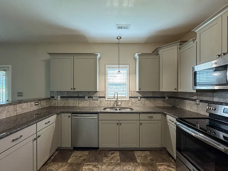 267 High Leaf Dr — Photo 13