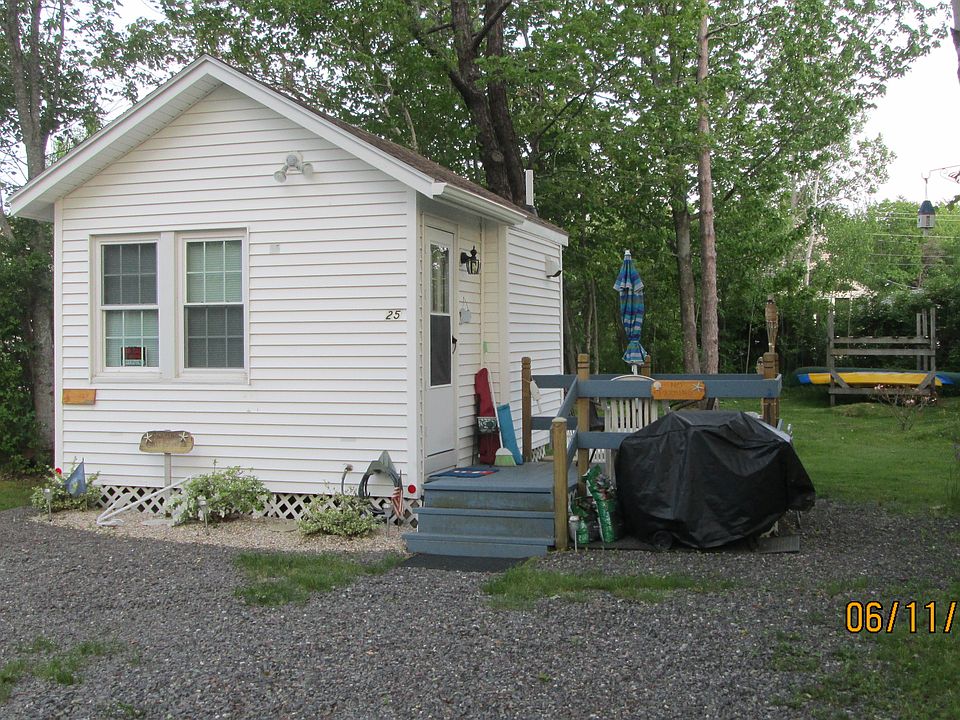 1st image of 9 E Grand Ave #25