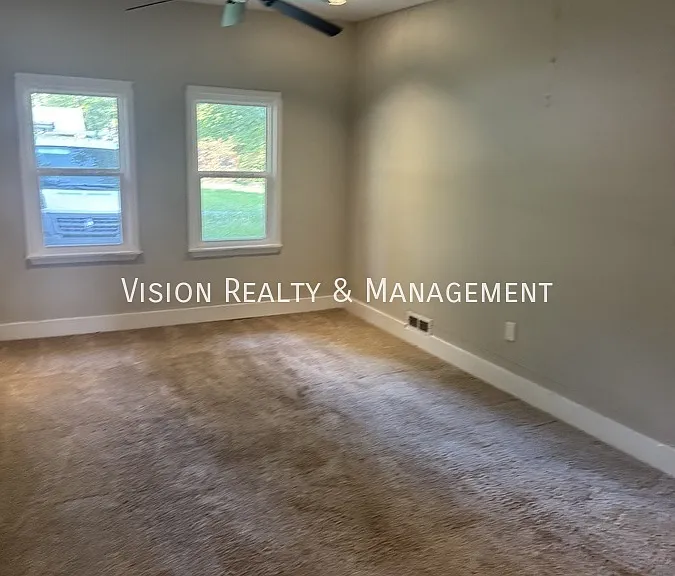352 Rome St — Photo 8