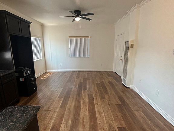 2nd image of 5900 S Hoover St APT 2