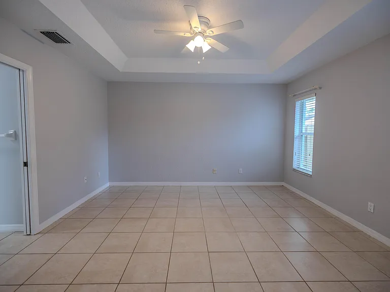 13590 Callington Dr — Photo 17