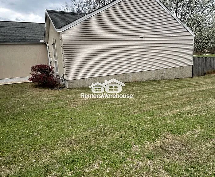 5101 Woodland Trce — Photo 4
